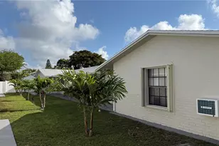 216 NW 12th St, Pompano Beach, FL 33060 - Photo 14