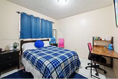 5031 NW 4th St, Miami, FL 33126 - Photo 10