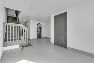 1720 NE 33rd Ave, Homestead, FL 33033 - Photo 4