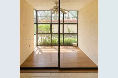 800 NE 199th St #105D, Miami, FL 33179 - Photo 2