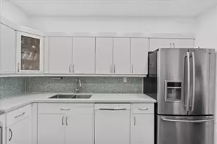 9341 E Bay Harbor, Bay Harbor Islands, FL 33154 - Photo 12