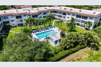 4200 Crystal Lake Dr #303, Deerfield Beach, FL 33064 - Photo 24