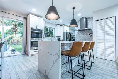 30 NW 152nd St, Miami, FL 33169 - Photo 8