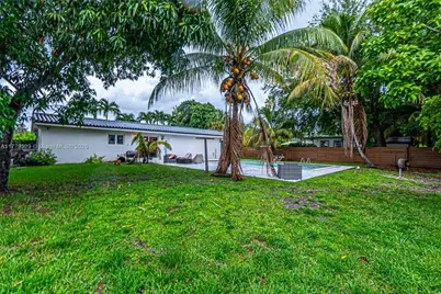 30 NW 152nd St, Miami, FL 33169 - Photo 52