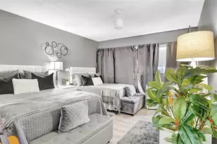 329 SE 3rd St, Hallandale Beach, FL 33009 - Photo 28