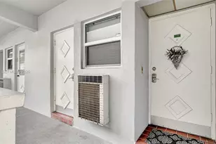 329 SE 3rd St, Hallandale Beach, FL 33009 - Photo 6