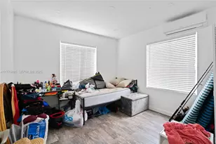 1843 SW 4th Ave, Fort Lauderdale, FL 33315 - Photo 18
