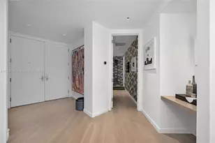 1425 Brickell Ave, Miami, FL 33131 - Photo 4