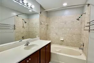 11503 NW 89th St, Doral, FL 33178 - Photo 10