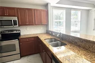 11503 NW 89th St, Doral, FL 33178 - Photo 4