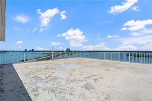 7904 West Dr, North Bay Village, FL 33141 - Photo 16