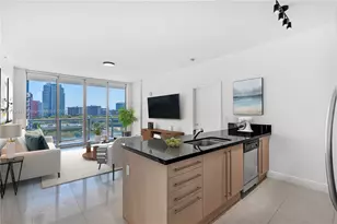 79 SW 12th St, Miami, FL 33130 - Photo 1