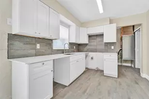 3830 NW 7th Ct, Lauderhill, FL 33311 - Photo 10