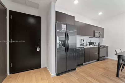 398 NE 5th St #2119, Miami, FL 33132 - Photo 12