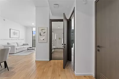 398 NE 5th St #2119, Miami, FL 33132 - Photo 14