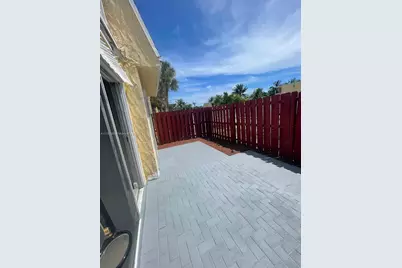 [Address not provided], Boynton Beach, FL 33435 - Photo 2
