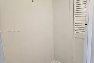 1805 Sans Souci Blvd, North Miami, FL 33181 - Photo 18