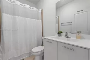 12204 NW 23rd Ct, Miami, FL 33167 - Photo 32