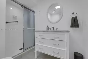 16300 Golf Club Rd, Weston, FL 33326 - Photo 20