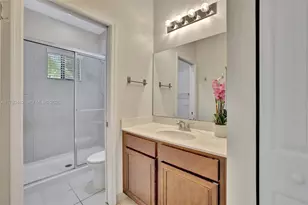 4208 N Dixie Hwy, Oakland Park, FL 33334 - Photo 28