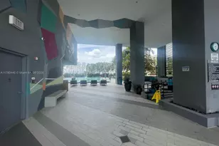 121 NE 34th St, Miami, FL 33137 - Photo 34