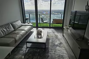 121 NE 34th St, Miami, FL 33137 - Photo 8