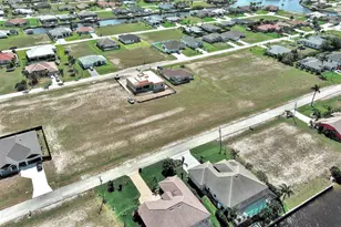 1037 NW 37th Pl, Cape Coral, FL 33993 - Photo 14