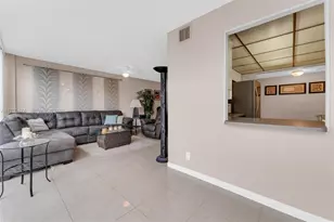 2101 Atlantic Shores Blvd, Hallandale Beach, FL 33009 - Photo 2