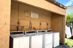 7283 W 24th Ave, Hialeah, FL 33016 - Photo 14