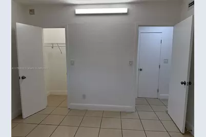 1895 Venice Park Dr #2A, North Miami, FL 33181 - Photo 10
