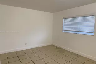 1895 Venice Park Dr, North Miami, FL 33181 - Photo 8