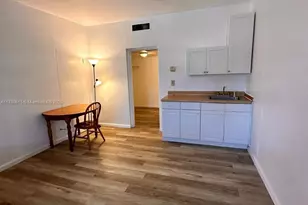 26 Diplomat Pkwy, Hallandale Beach, FL 33009 - Photo 10