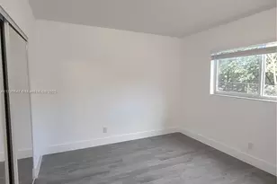 1895 Venice Park Dr, North Miami, FL 33181 - Photo 6