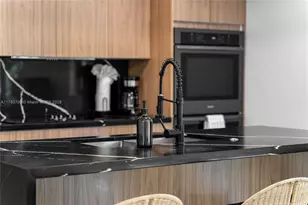 281 NE 48th Terrace, Miami, FL 33137 - Photo 10