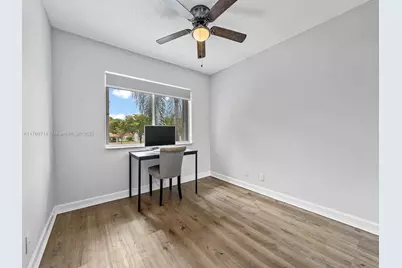 3239 NW 44th St #6, Oakland Park, FL 33309 - Photo 24