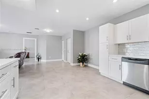 555 E Dania Beach Blvd, Dania Beach, FL 33004 - Photo 4