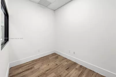 1930 N 30th Road, Hollywood, FL 33021 - Photo 32
