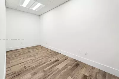 1930 N 30th Road, Hollywood, FL 33021 - Photo 30