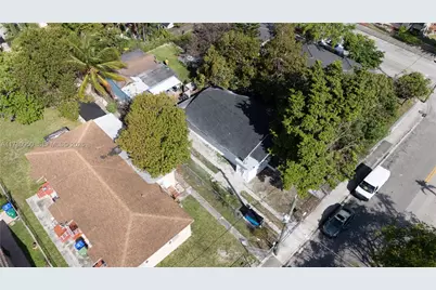 1114 SW 13th Ct, Miami, FL 33135 - Photo 30