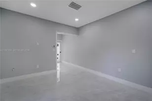 1114 SW 13th Ct, Miami, FL 33135 - Photo 14