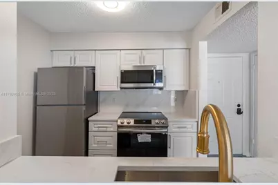 1000 W Horatio Street #114, Other City - In The State Of Florida, FL 33606 - Photo 6
