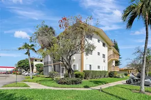 16801 NE 13th Ave, Miami, FL 33162 - Photo 32