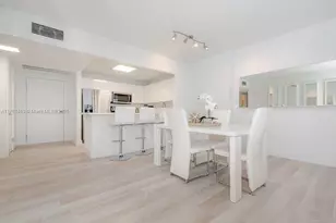 2301 Collins Ave, Miami Beach, FL 33139 - Photo 16