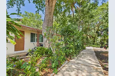1901 SW 11th St, Fort Lauderdale, FL 33312 - Photo 1