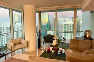 92 SW 3rd St, Miami, FL 33130 - Photo 10