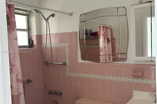 1355 NE 167th St, Miami, FL 33162 - Photo 8