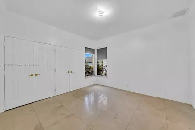 2534 Poinciana Dr, Weston, FL 33327 - Photo 38