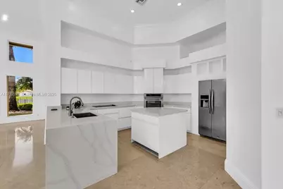 2534 Poinciana Dr, Weston, FL 33327 - Photo 26