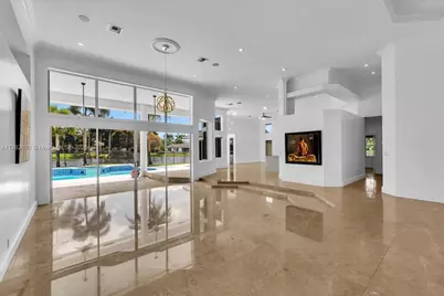 2534 Poinciana Dr, Weston, FL 33327 - Photo 8