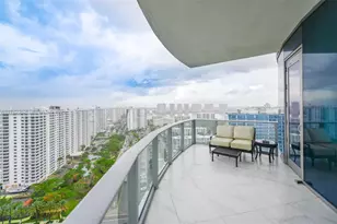 17475 Collins Ave, Sunny Isles Beach, FL 33160 - Photo 4